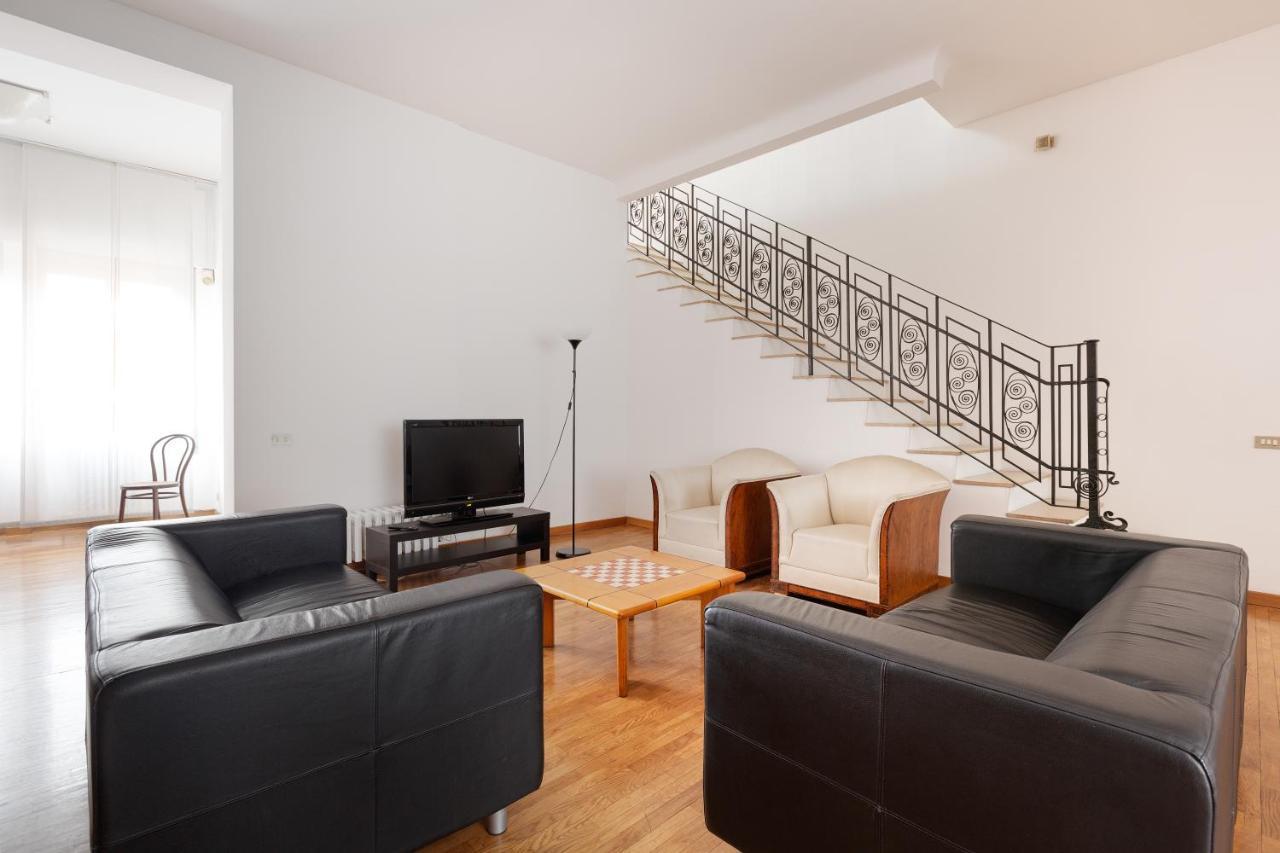 Ca' Stellini - Comoda Casa Indipendente Con Parcheggio Privato Mailand Exterior foto